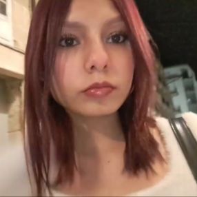 Sara carolina, Niñera o canguro en Cortegada