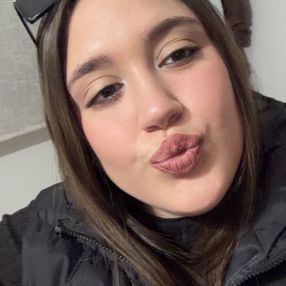 Leyre, Babysitter in La Puebla de Montalbán