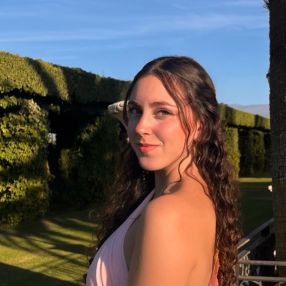Lucía, Niñera o canguro en Huétor Vega