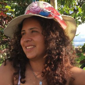 Fernanda, Niñera o canguro en Elda