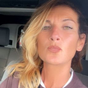 Marzia, Niñera o canguro en Castell de Cabres