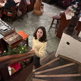 Minia, Niñera o canguro en A Laracha