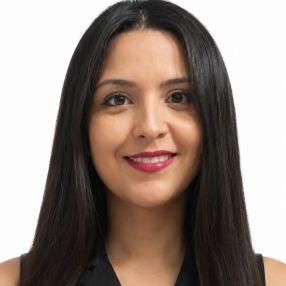 Brenda, Babysitter in Elche
