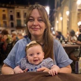 Daiana, Babysitter in Játiva