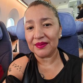 Ivonne, Babysitter in El Papiol