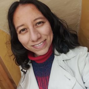 Dulce María, Babysitter in Benlloch