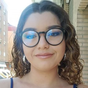 Enara, Niñera o canguro en Náquera
