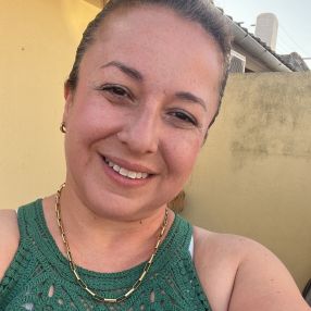 Antonela Lorena, Babysitter in Carcaixent