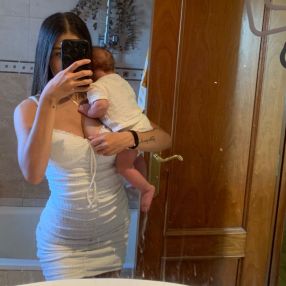 Arianna Valentina, Familia en León