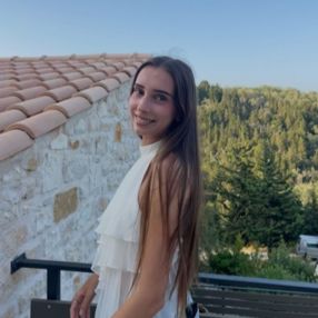 Laura, Babysitter in san miguel de abona