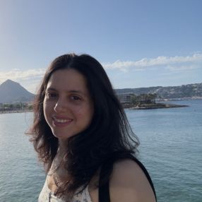 Sinaí, Niñera o canguro en Jávea