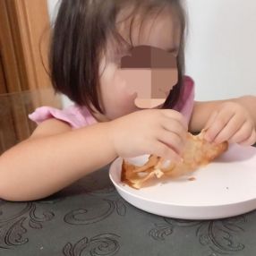 Eva, Familia en Pinos Puente