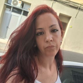 Cristina, Niñera o canguro en Tortosa