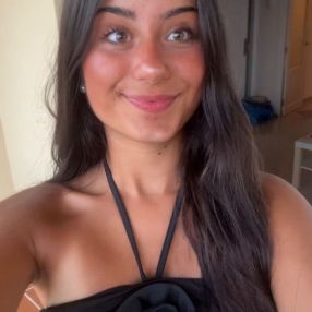 Juneee, Babysitter in Arrigorriaga
