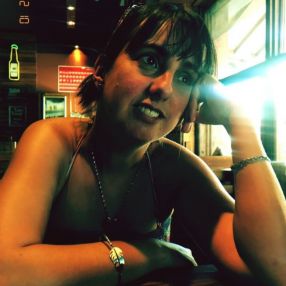 Mariana, Babysitter in Ondara