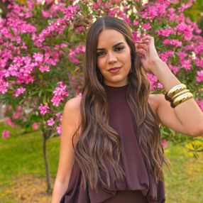 Nagore, Babysitter in Moguer