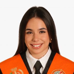 Candela, Babysitter in Priego de Córdoba