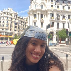 Daniela Alejandra, Babysitter in Valdemoro