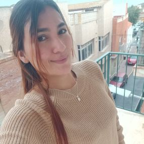Jhoana, Niñera o canguro en Cartagena