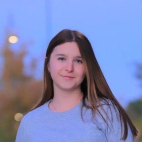 Mariem, Niñera o canguro en San Pedro de Ribas