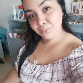 Ariana, Niñera o canguro en Roquetes