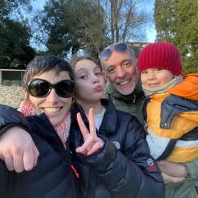 Ariadna, Familia en Barcelona