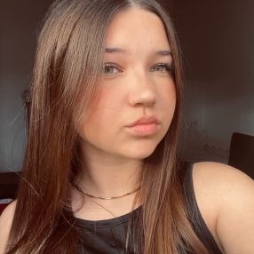Viktoria, Niñera o canguro en Icod de los Vinos