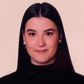 Patricia, Niñera o canguro en Fuentespina