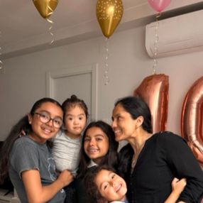 Mirian, Familia en L'Hospitalet de Llobregat