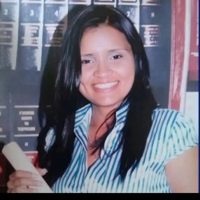 Roxany, Babysitter in La Orotava