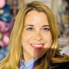 Patricia, Babysitter in Los Hueros