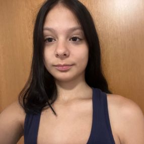 Nayara, Niñera o canguro en Roquetes