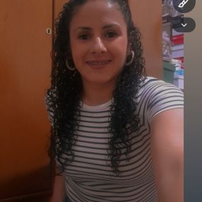 Fátima, Niñera o canguro en Elda
