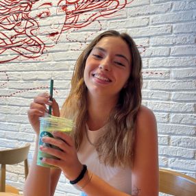 Mariola, Babysitter in Paiporta