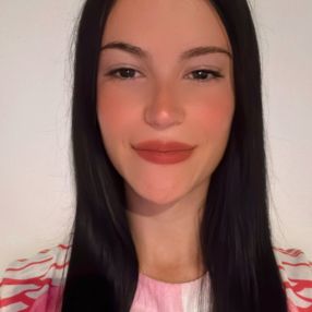 Nerea, Babysitter in Berja