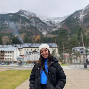 Nahia, Babysitter in Basauri