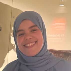 Fatima zohra, Babysitter in El Vendrell