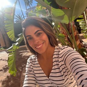 Daniela, Niñera o canguro en La Pobla de Farnals