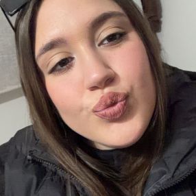 Leyre, Babysitter in La Puebla de Montalbán
