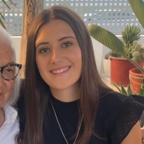 Lucia, Niñera o canguro en Canet de Berenguer