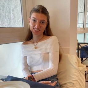 Ainhoa, Babysitter in Castellar del Vallès