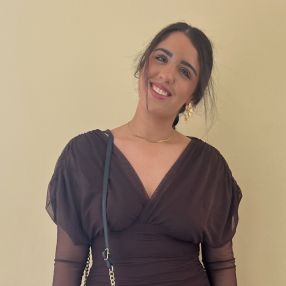 Ainara, Niñera o canguro en Estepa