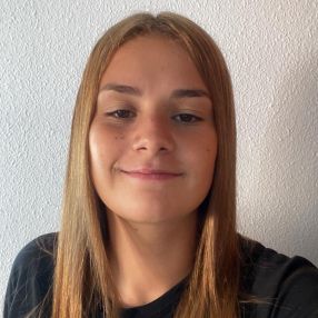 Aroa, Niñera o canguro en Benahadux