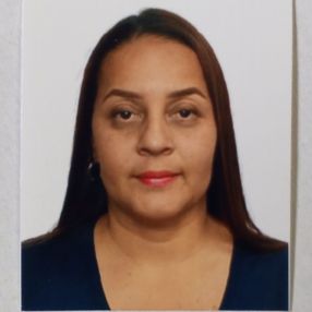 Dayana, Niñera o canguro en Cercedilla