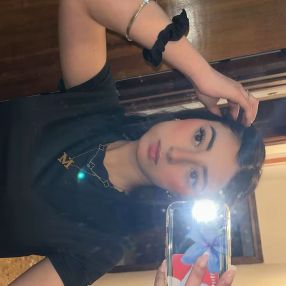 Malak, Babysitter in Manzanares el Real