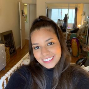 Laura Victoria, Babysitter in Arroyomolinos