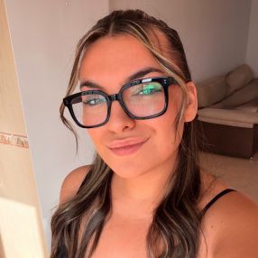 Isabel, Niñera o canguro en Las Gabias