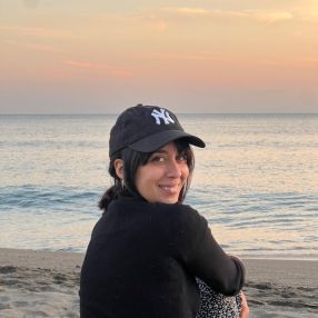Nieves, Babysitter in Algeciras