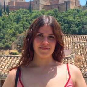 Carla, Niñera o canguro en Villanueva de la Torre