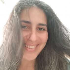 Victoria, Babysitter in Granollers